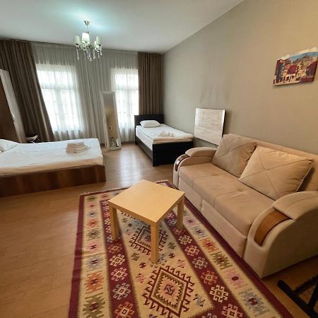 Apartment Tamarioni Tbilisi Esterno foto