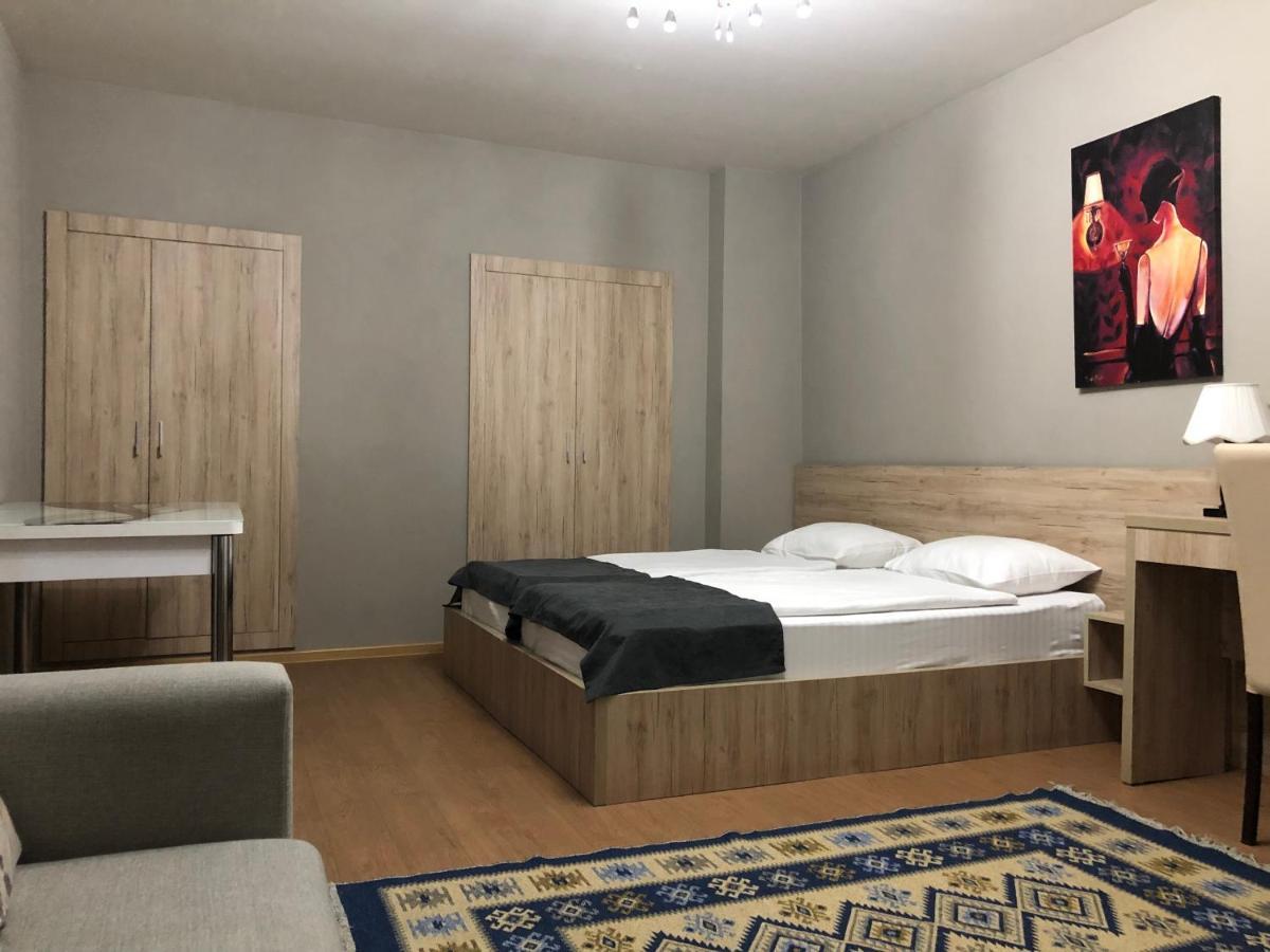 Apartment Tamarioni Tbilisi Esterno foto