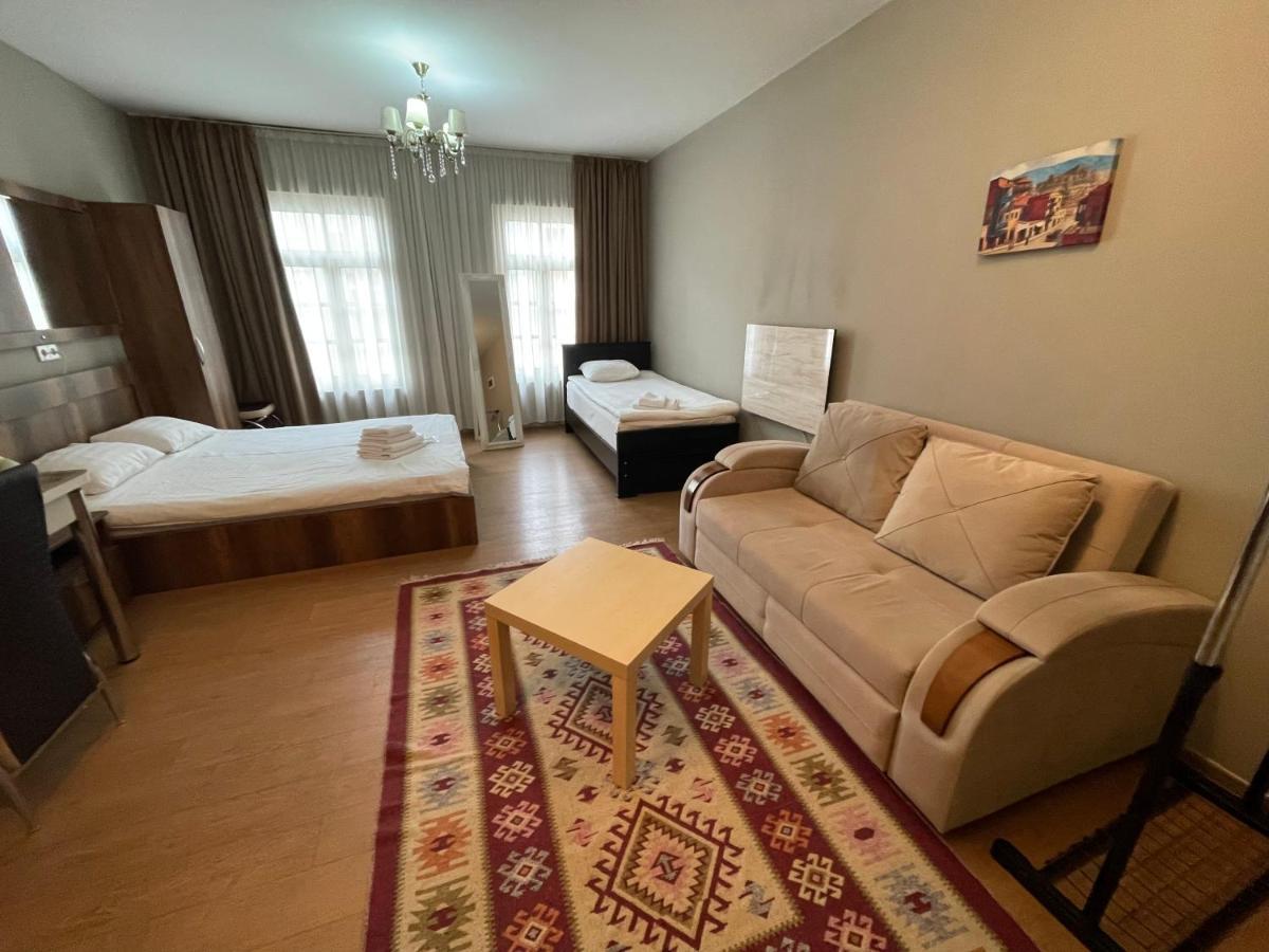 Apartment Tamarioni Tbilisi Esterno foto